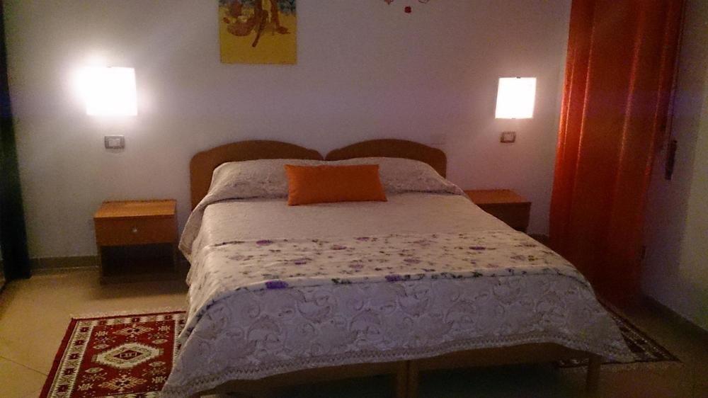 Il Mirto E La Rosa Bed and Breakfast Arenella  Eksteriør billede